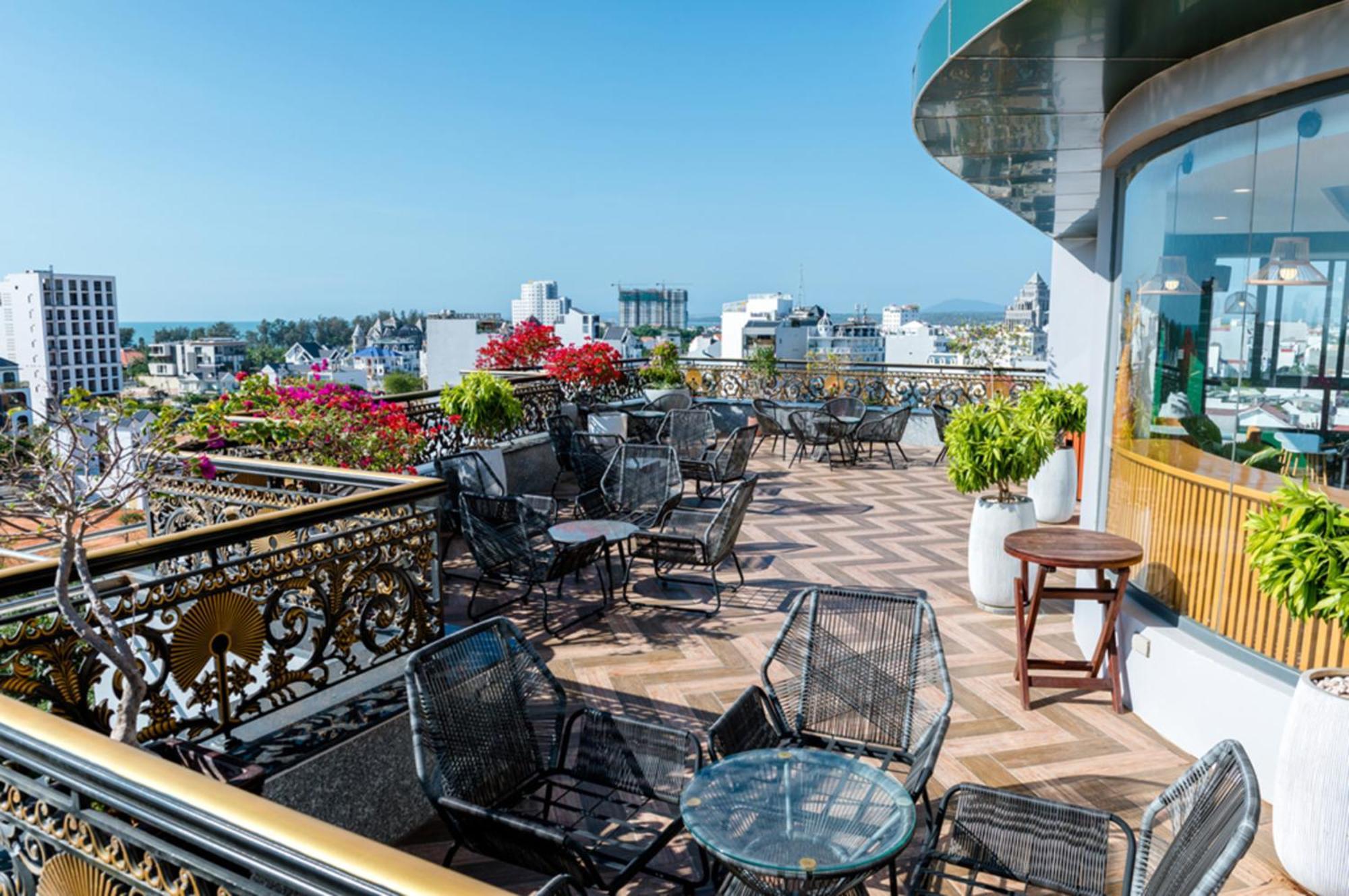 The Palms Hotel By Hmg Phan Thiết Exteriér fotografie
