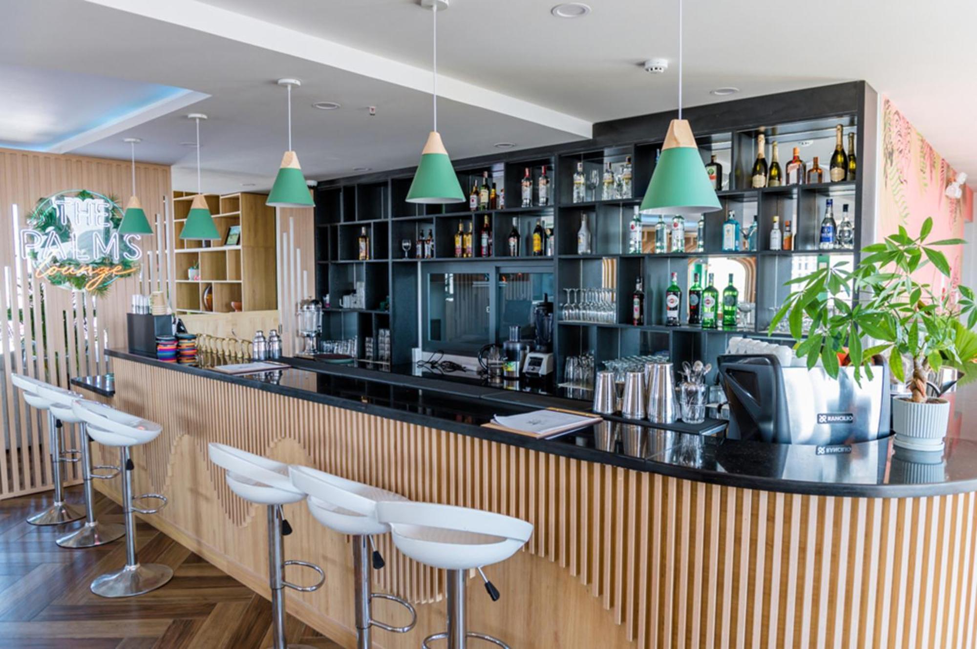 The Palms Hotel By Hmg Phan Thiết Exteriér fotografie